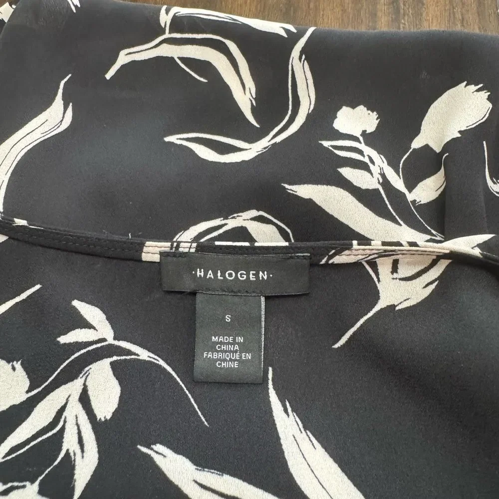 Halogen Black and White Floral Blouse